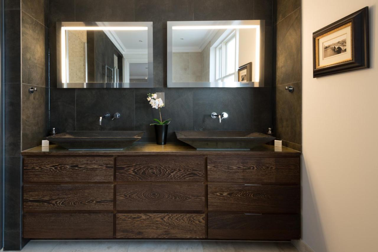 Breathtaking Putney Home With Gorgeous Garden Richmond  Dış mekan fotoğraf
