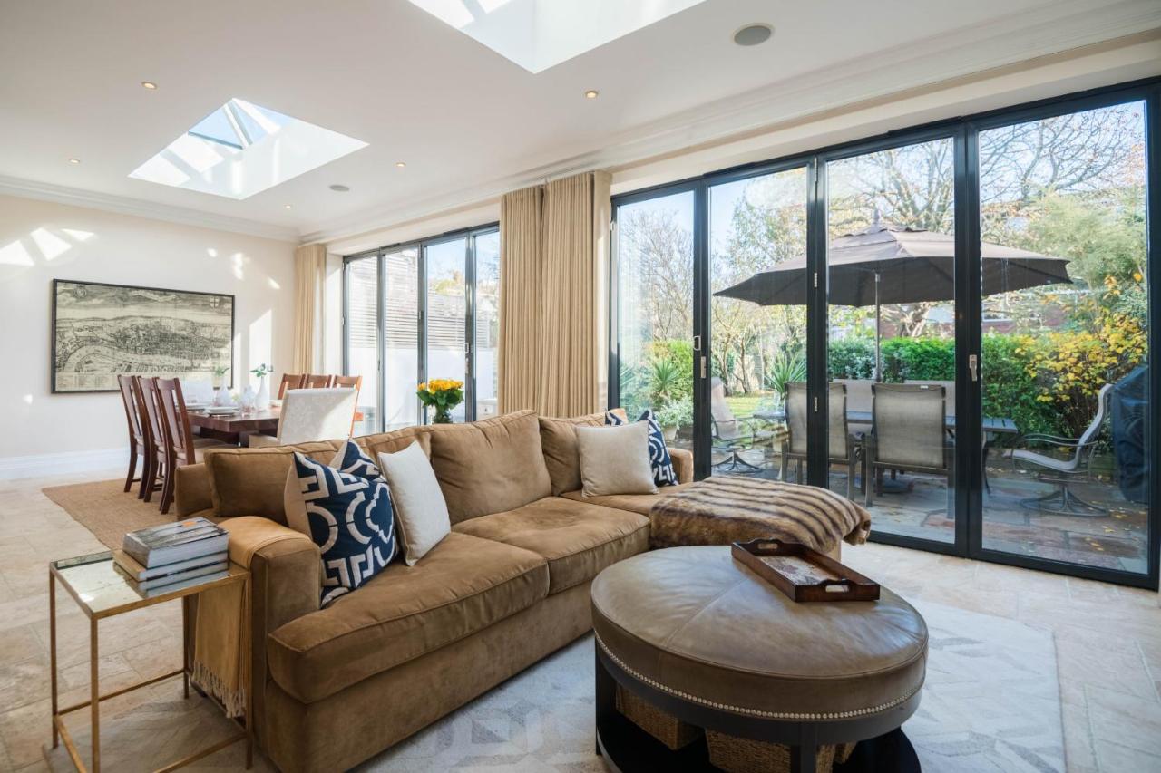 Breathtaking Putney Home With Gorgeous Garden Richmond  Dış mekan fotoğraf