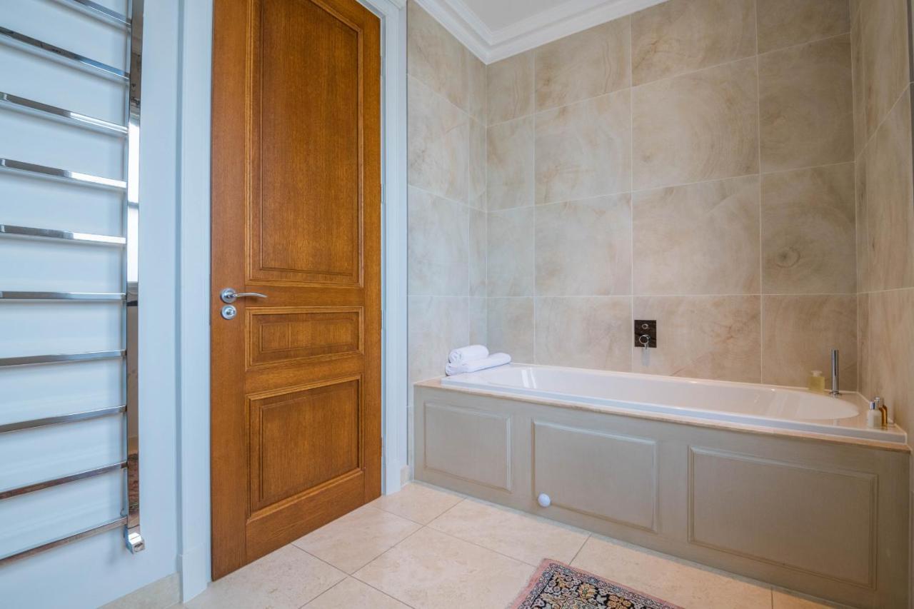 Breathtaking Putney Home With Gorgeous Garden Richmond  Dış mekan fotoğraf