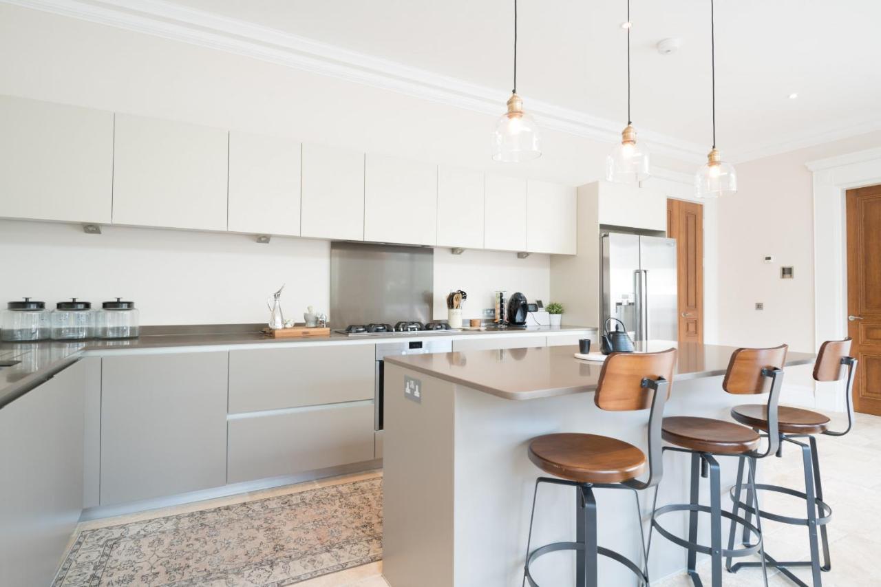 Breathtaking Putney Home With Gorgeous Garden Richmond  Dış mekan fotoğraf