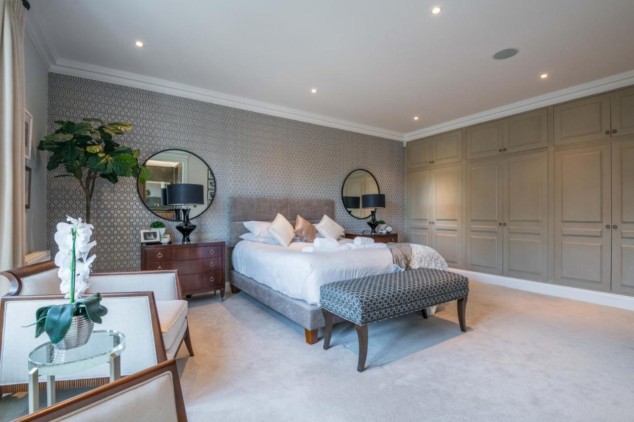 Breathtaking Putney Home With Gorgeous Garden Richmond  Dış mekan fotoğraf
