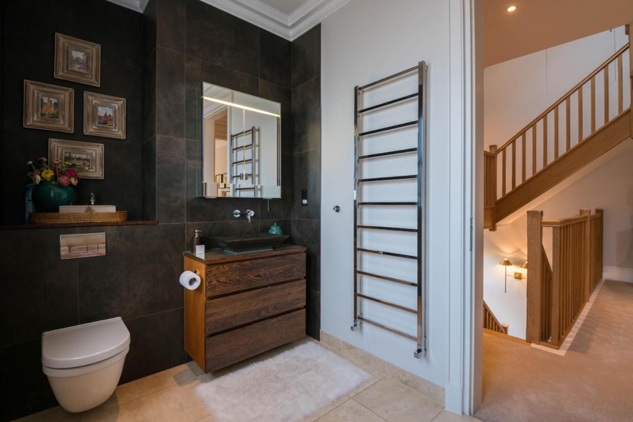 Breathtaking Putney Home With Gorgeous Garden Richmond  Dış mekan fotoğraf