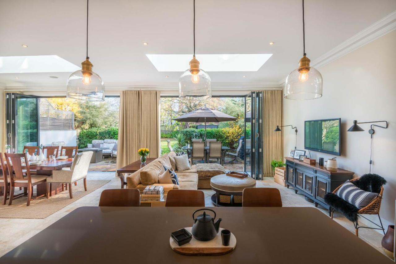 Breathtaking Putney Home With Gorgeous Garden Richmond  Dış mekan fotoğraf