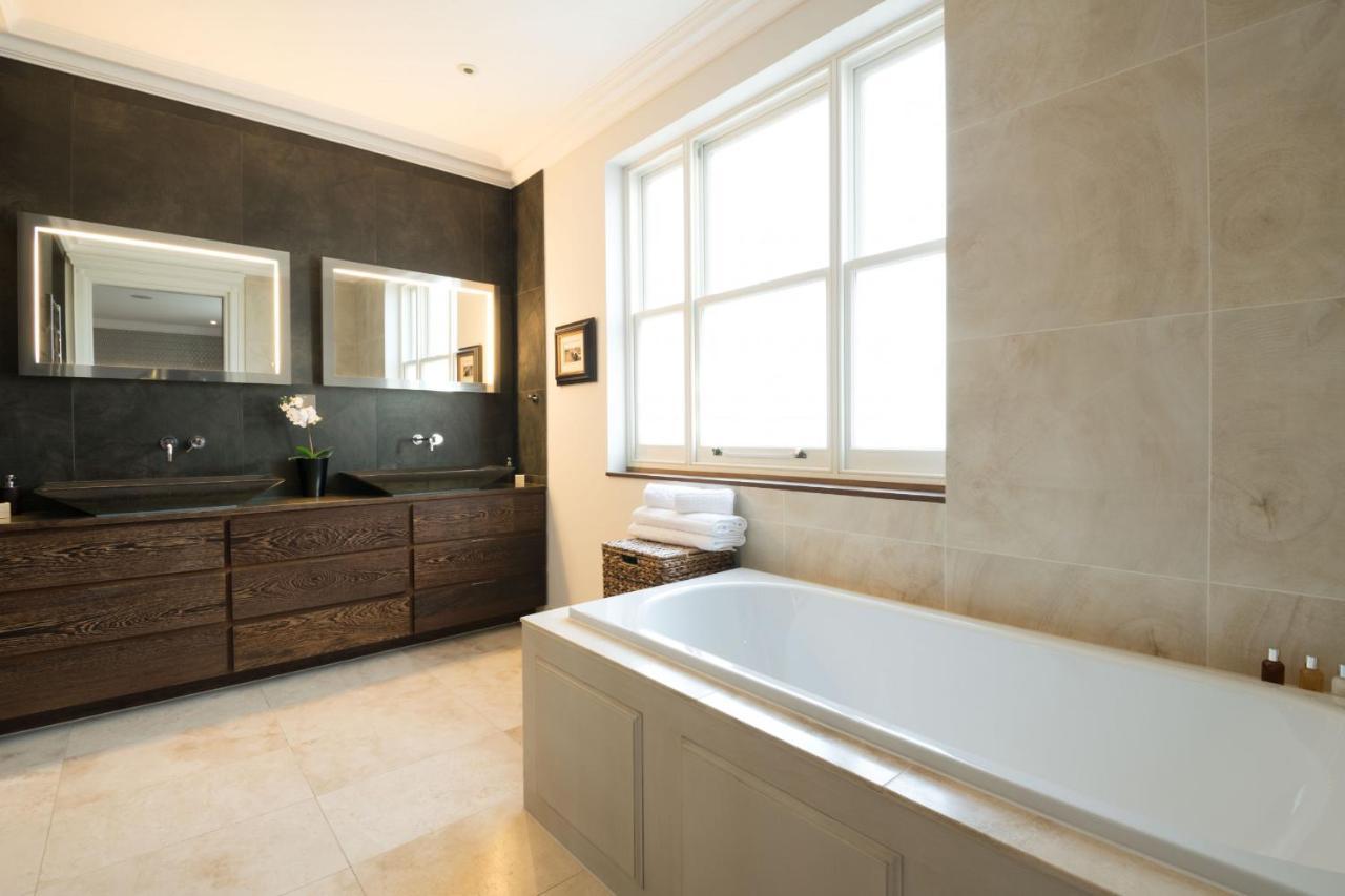 Breathtaking Putney Home With Gorgeous Garden Richmond  Dış mekan fotoğraf